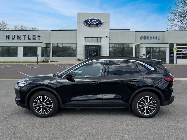 Used 2023 Ford Escape SE image 7