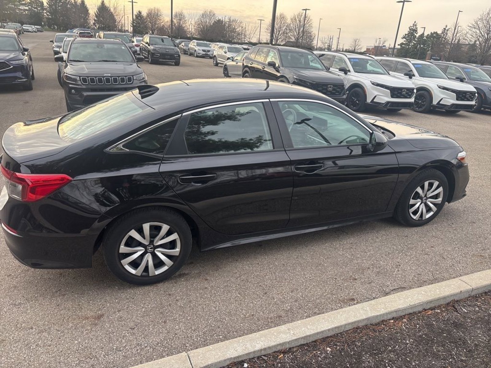 Certified 2023 Honda Civic LX image 9