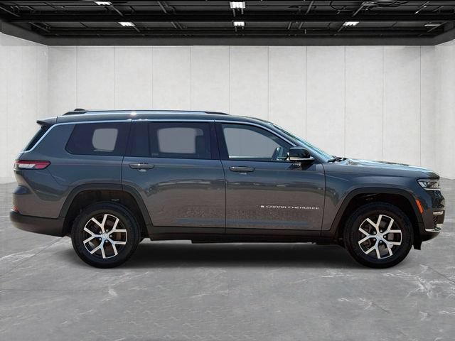 Used 2023 Jeep Grand Cherokee L Limited w/ Luxury Tech Group II AWD/4WD image 6
