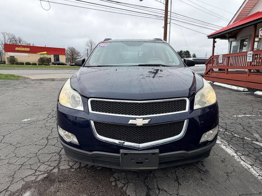 Used 2011 Chevrolet Traverse LS AWD/4WD image 2