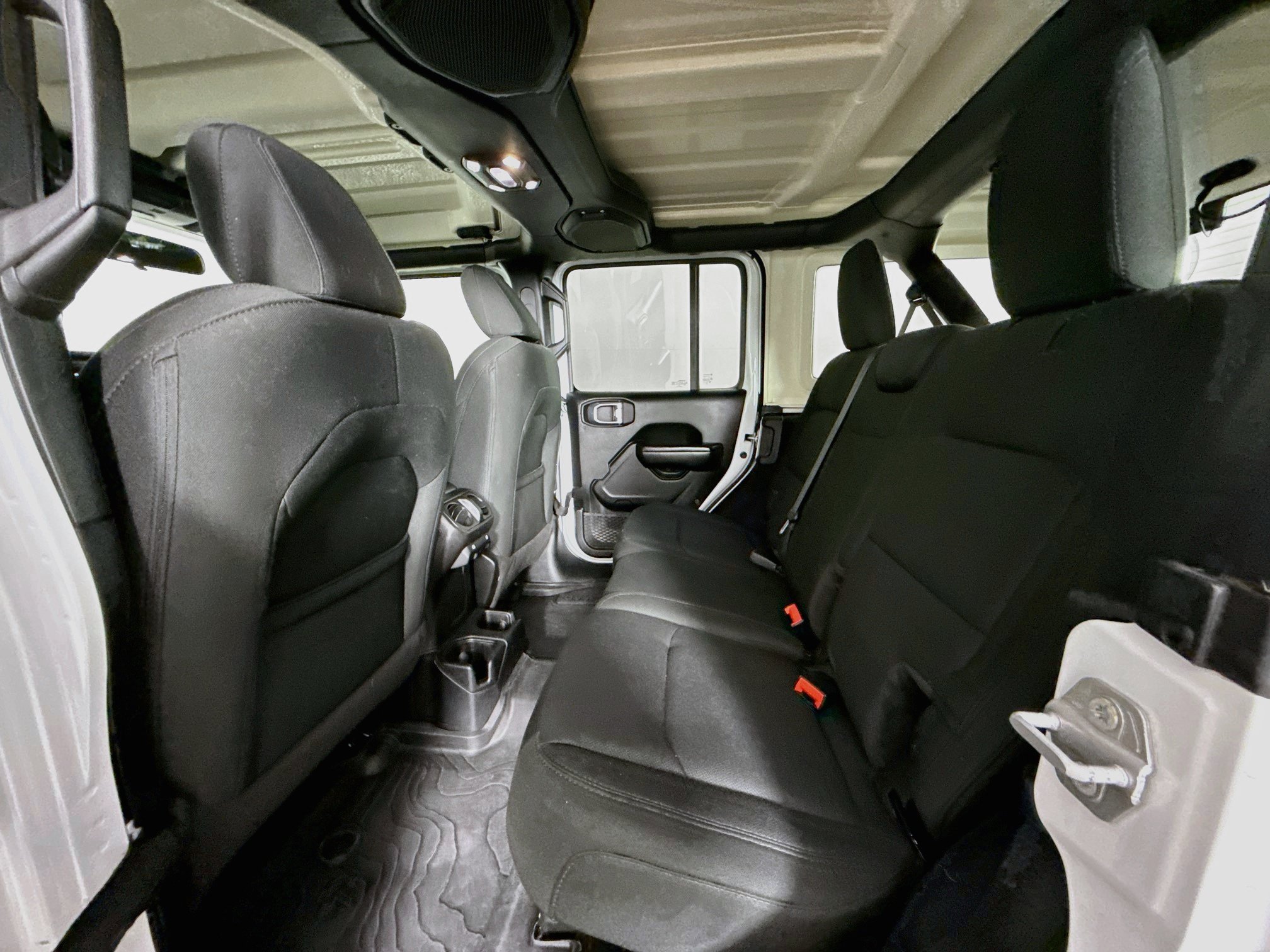 Used 2021 Jeep Wrangler Unlimited Sport AWD/4WD image 28