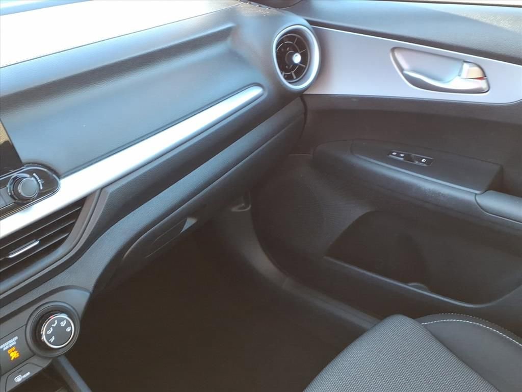 Used 2024 Kia Forte LXS image 28