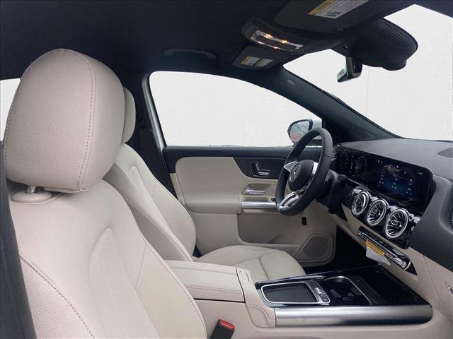 New 2025 Mercedes-Benz GLA 250 image 26