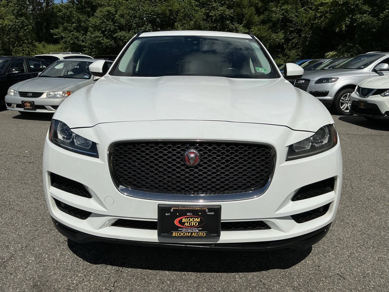 Used 2018 Jaguar F-PACE Premium AWD/4WD image 2