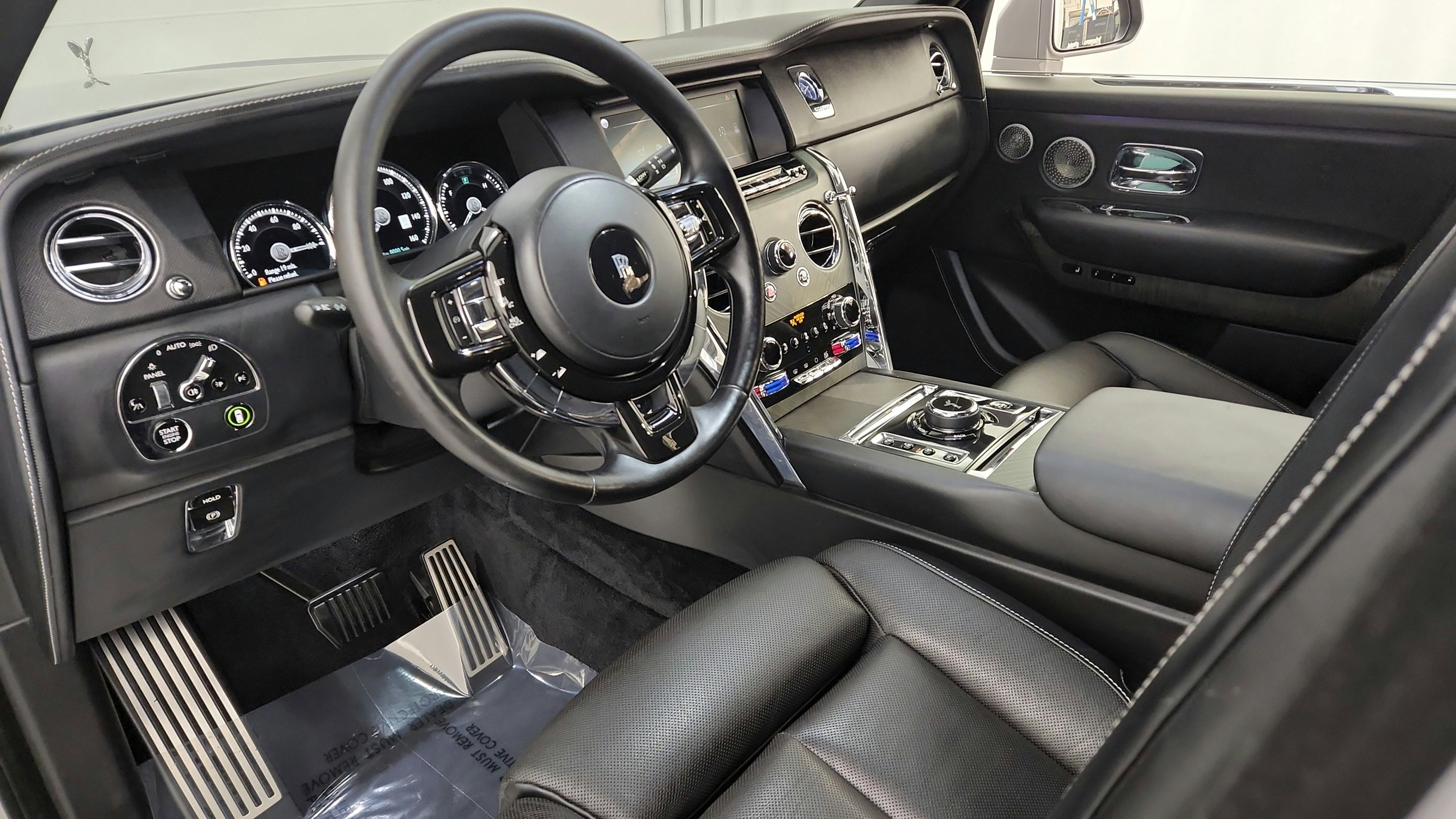 Used 2021 Rolls-Royce Cullinan AWD/4WD image 19