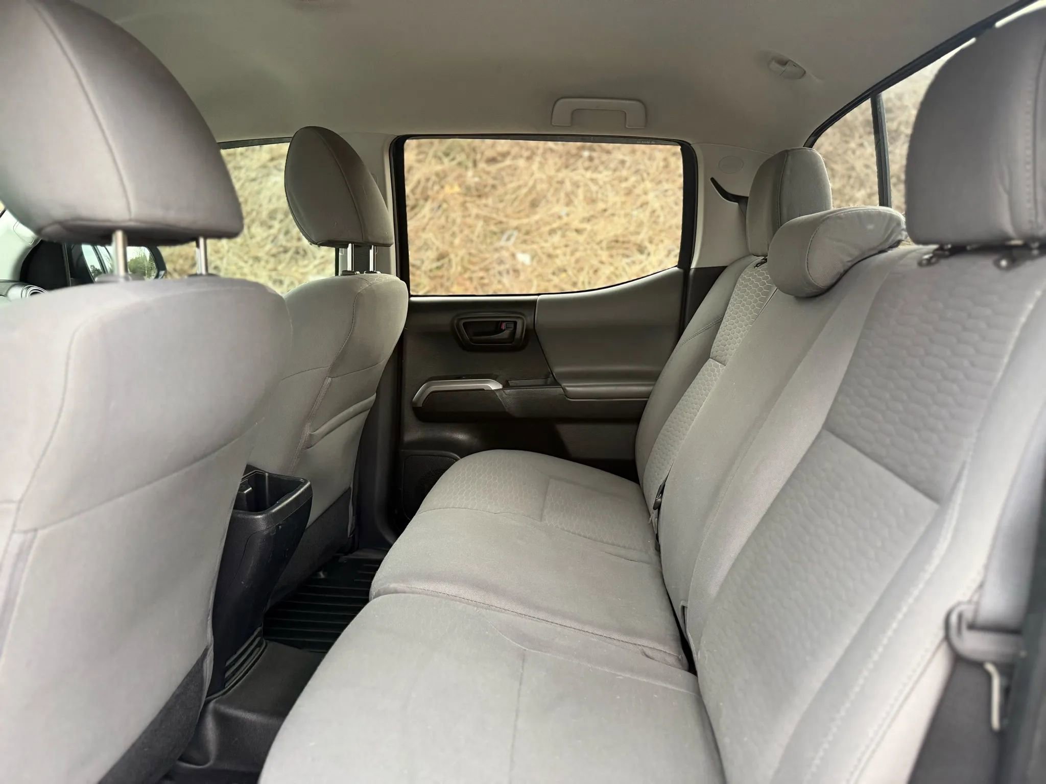 Used 2017 Toyota Tacoma SR5 w/ Tow Package image 18