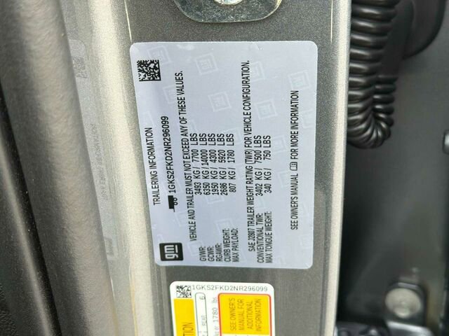 Used 2022 GMC Yukon XL SLE image 36