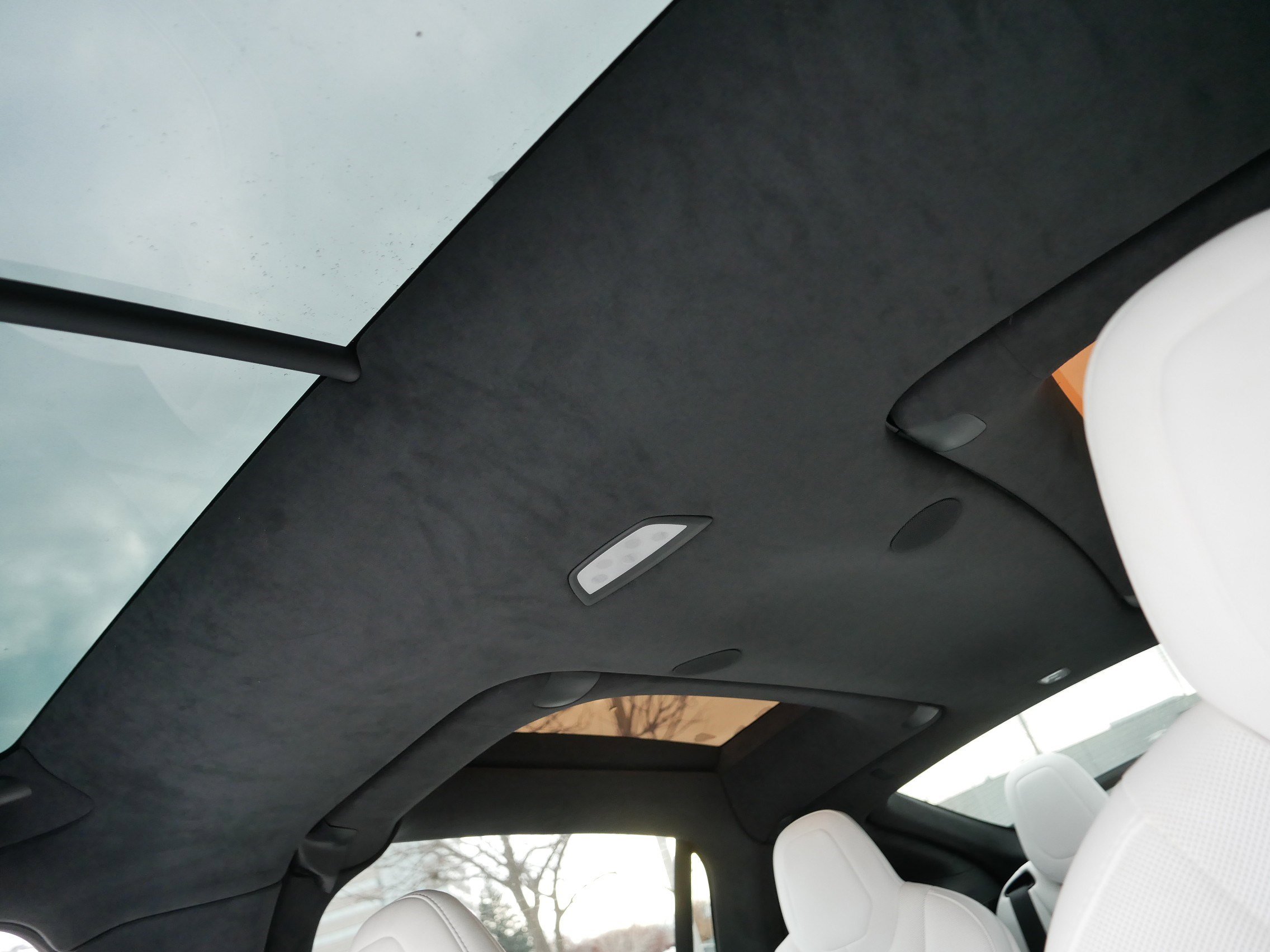 Used 2024 Tesla Model X Plaid image 32