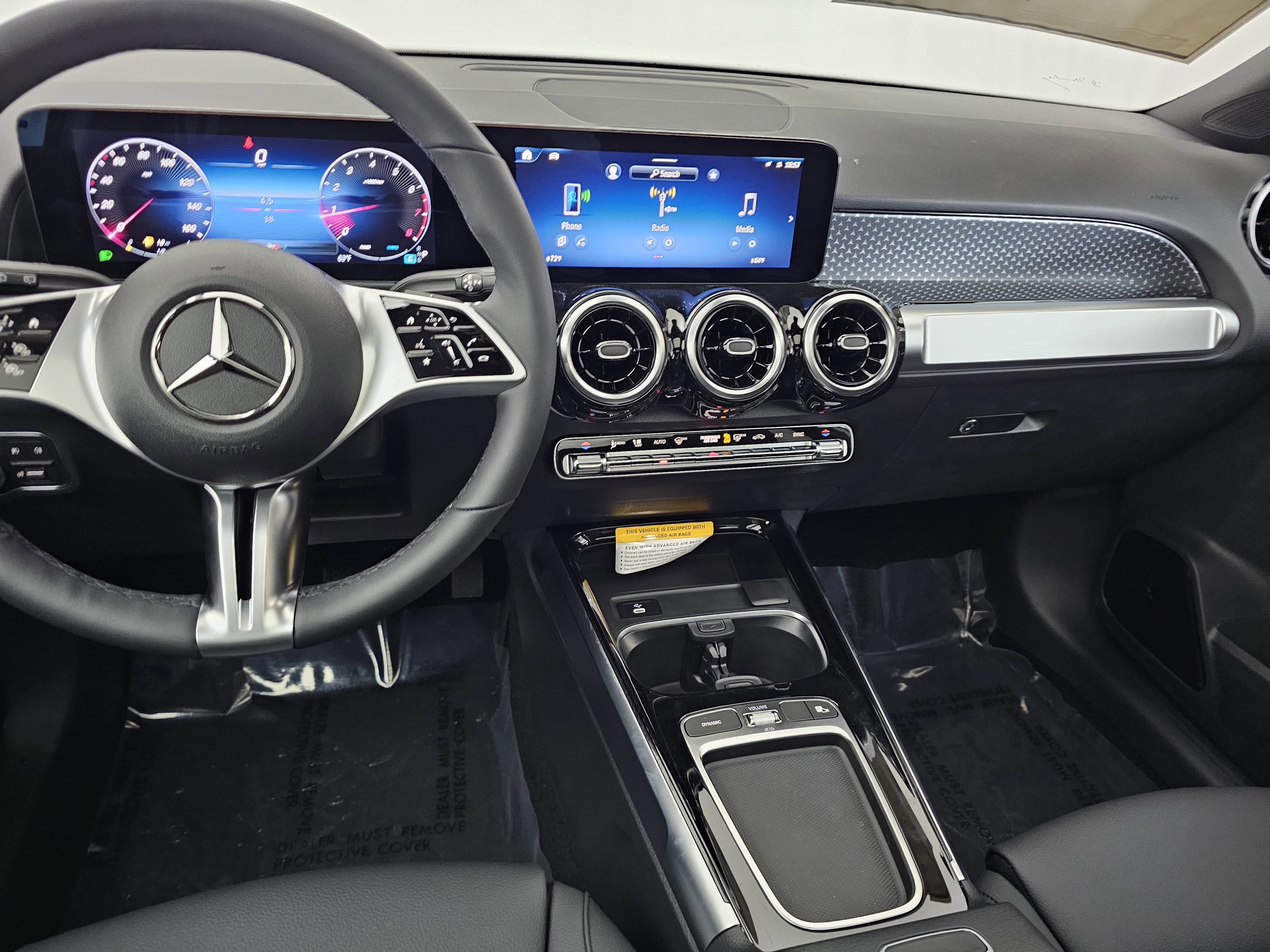 New 2026 Mercedes-Benz GLB 250 4MATIC image 35