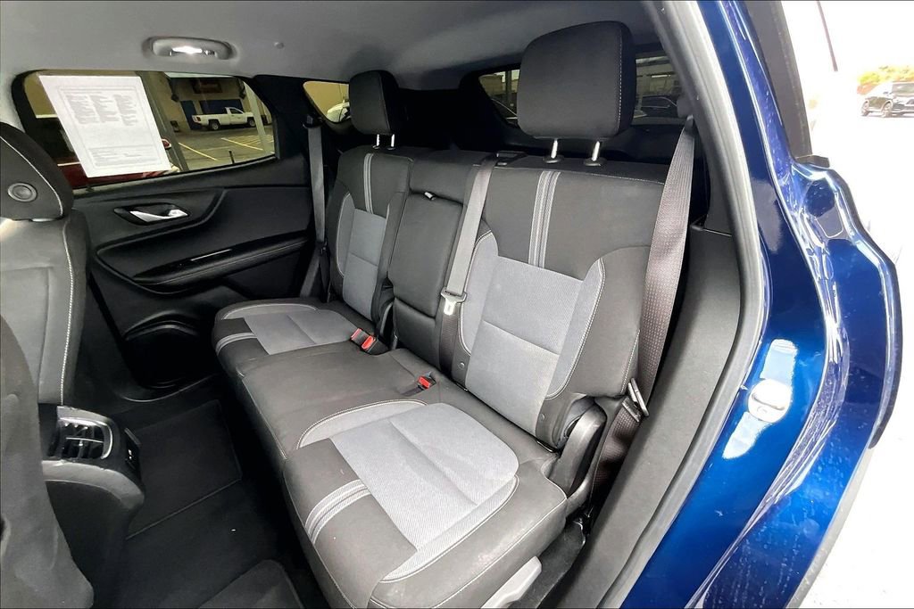 Used 2023 Chevrolet Blazer LT image 36