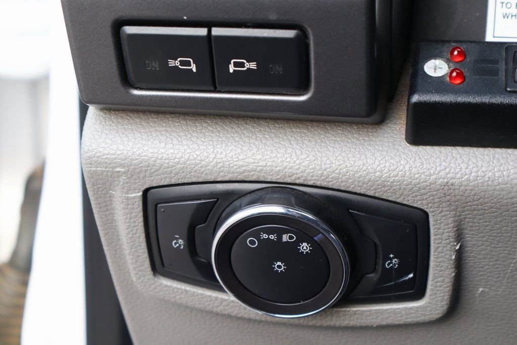 Used 2019 Ford F550 4x4 Crew Cab Super Duty image 23