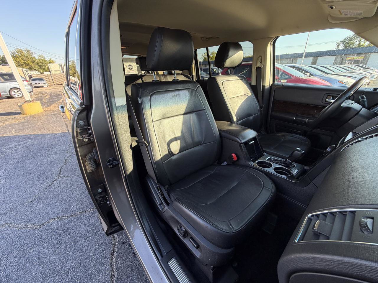 Used 2019 Ford Flex Limited FWD image 18