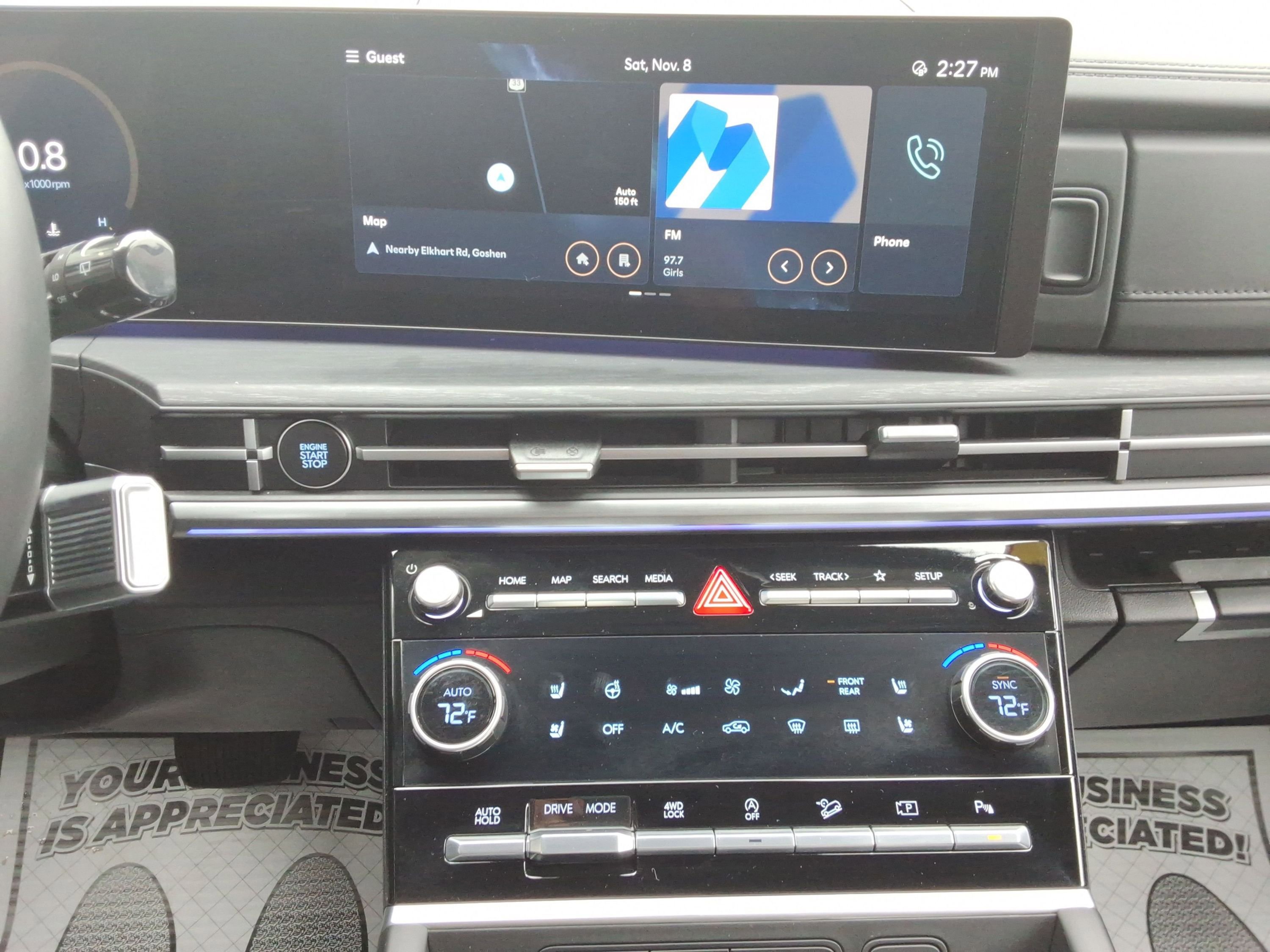 Used 2025 Hyundai Santa Fe Limited image 16