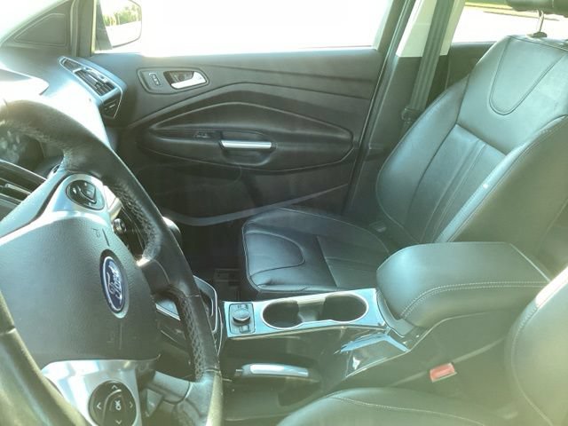 Used 2013 Ford Escape Titanium w/ Parking Technology Pkg AWD/4WD image 18