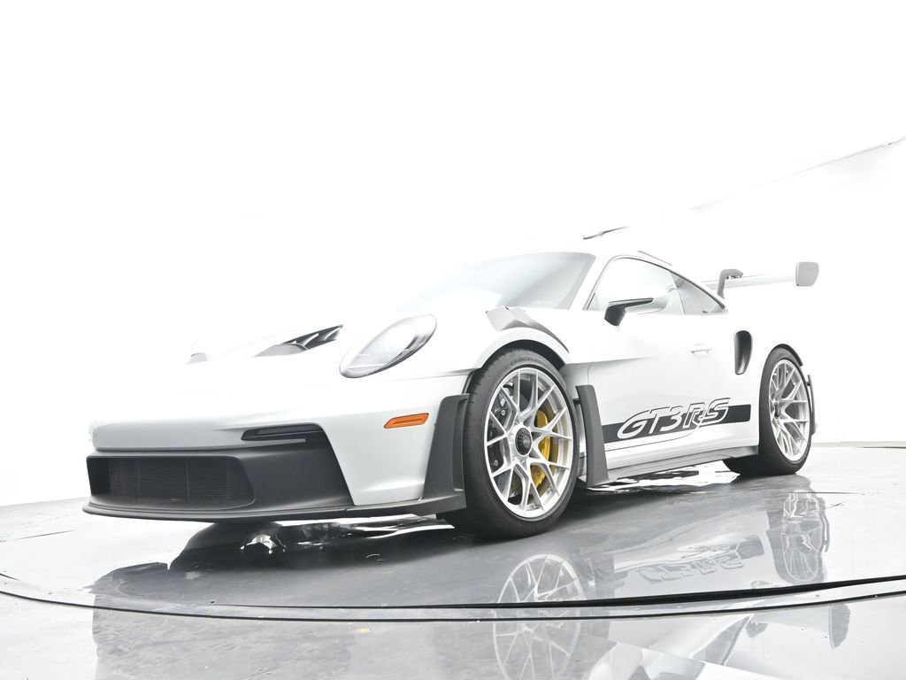 Used 2025 Porsche 911 GT3 RS RWD image 45