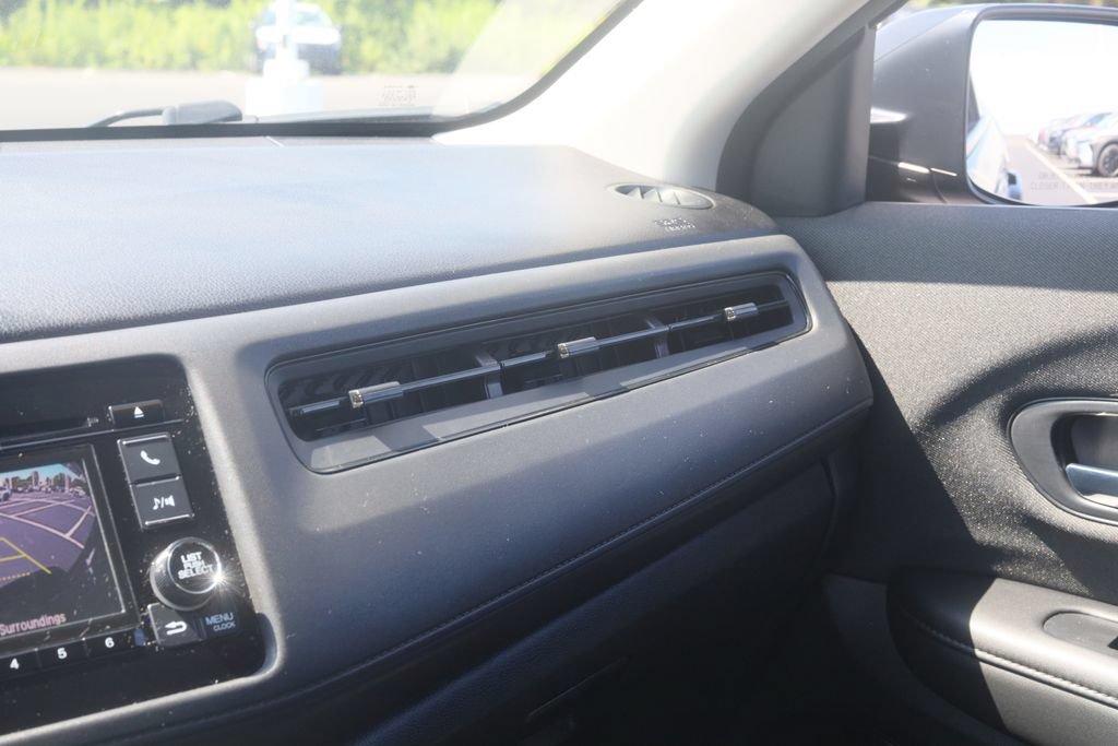 Used 2021 Honda HR-V LX image 27