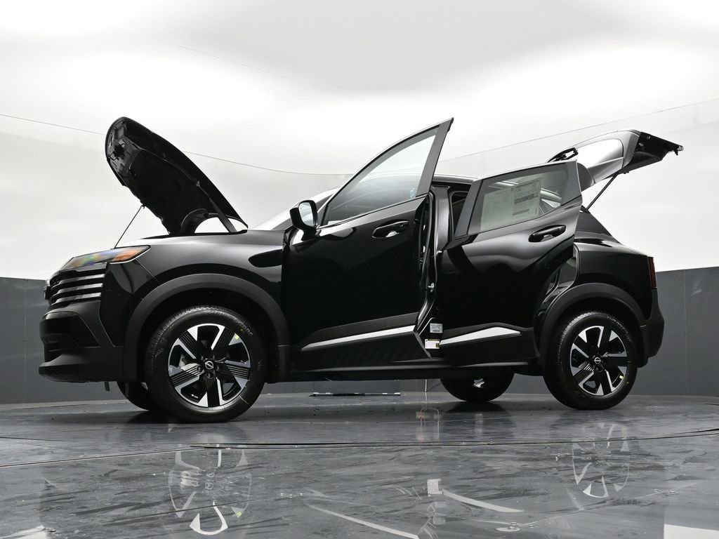 New 2026 Nissan Kicks SV w/ SV Premium Package AWD/4WD image 35