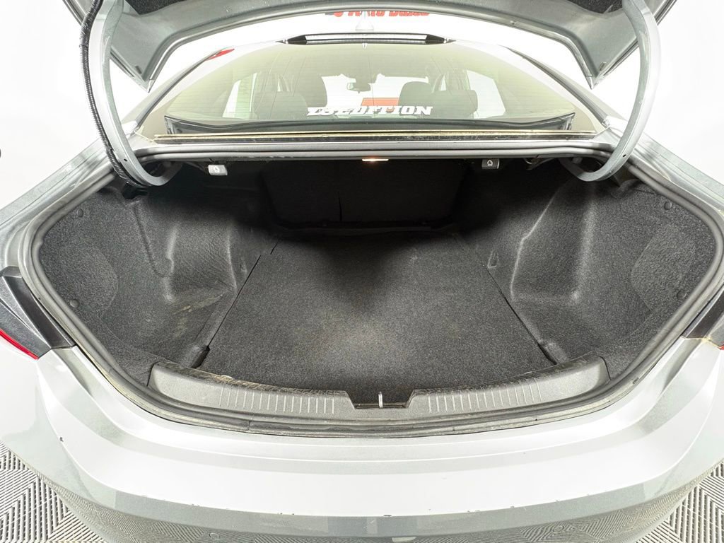 Used 2024 Chevrolet Malibu LT FWD image 48