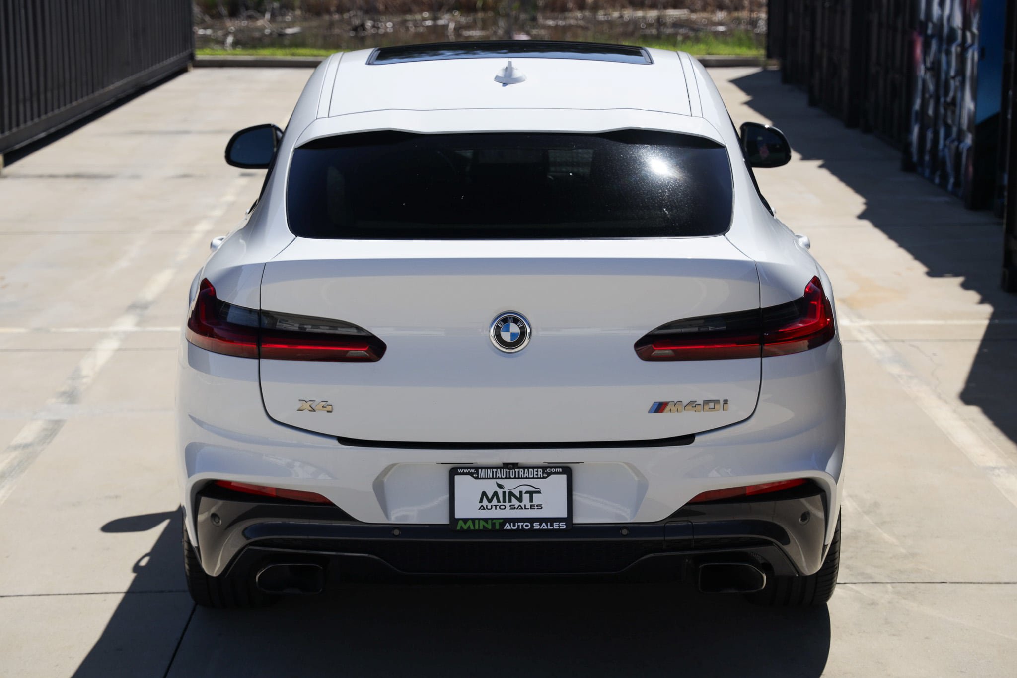 Used 2021 BMW X4 M40i w/ Executive Package AWD/4WD image 13