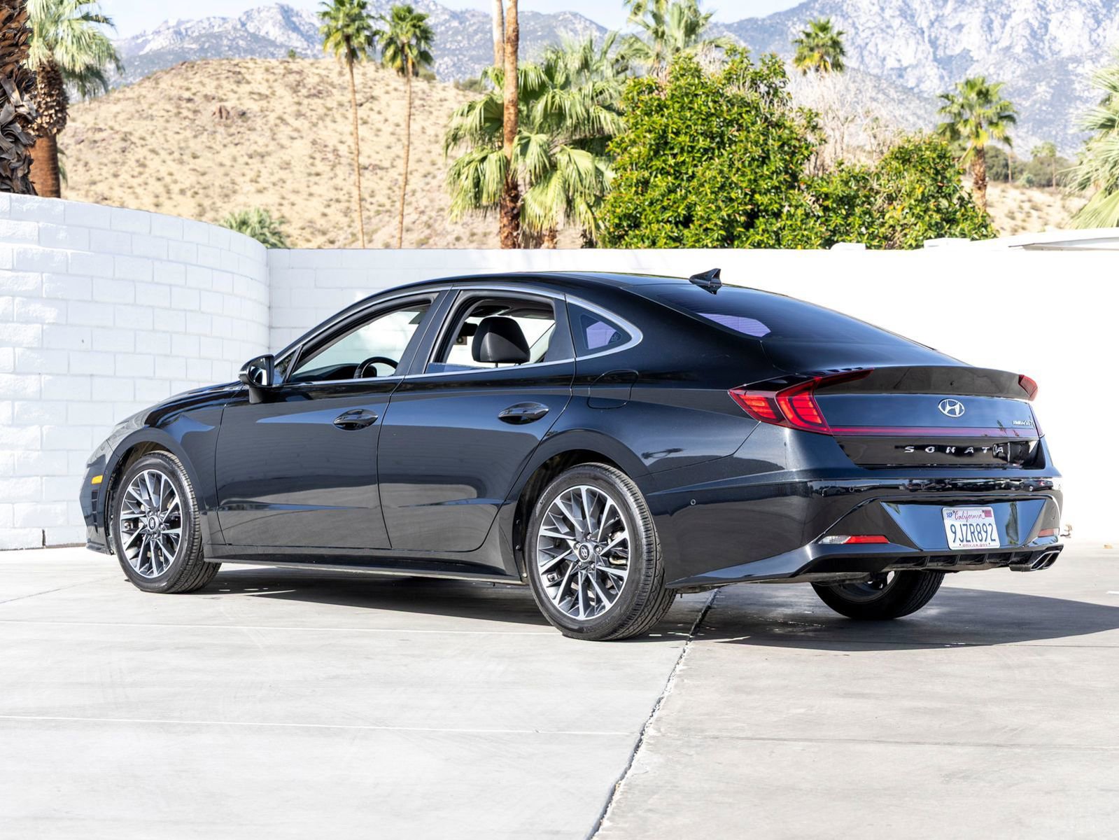 Used 2022 Hyundai Sonata Limited w/ Cargo Package image 7