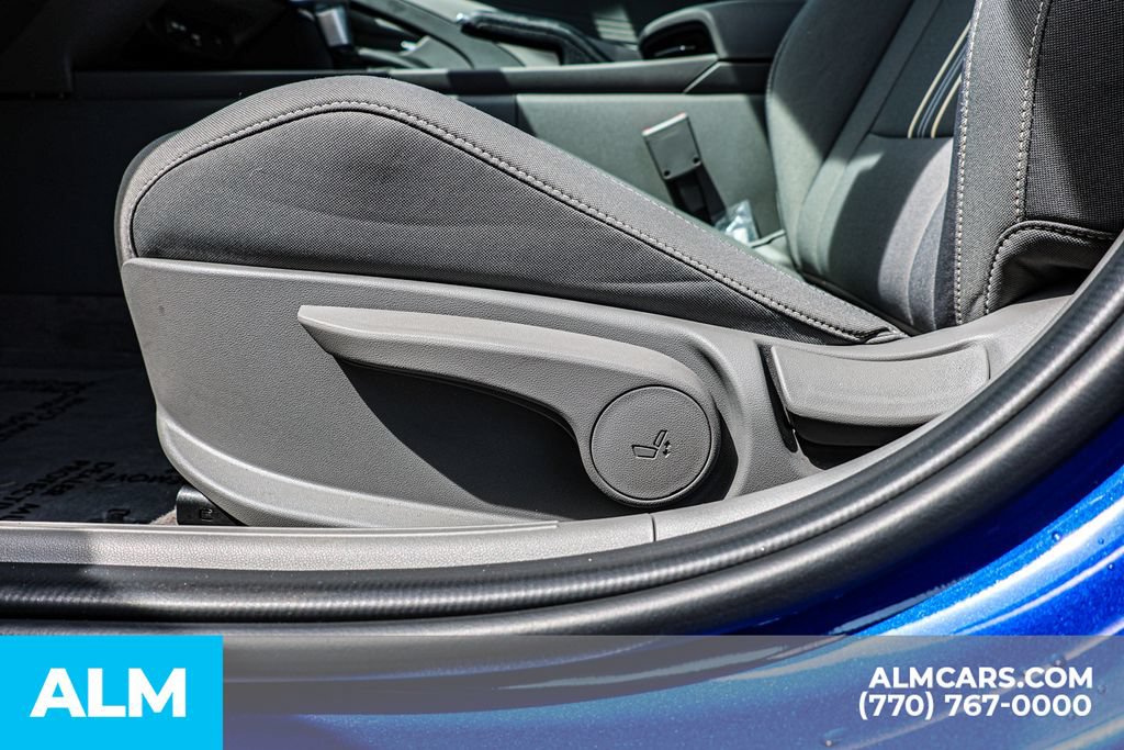 Used 2025 Hyundai Elantra Sport FWD image 23