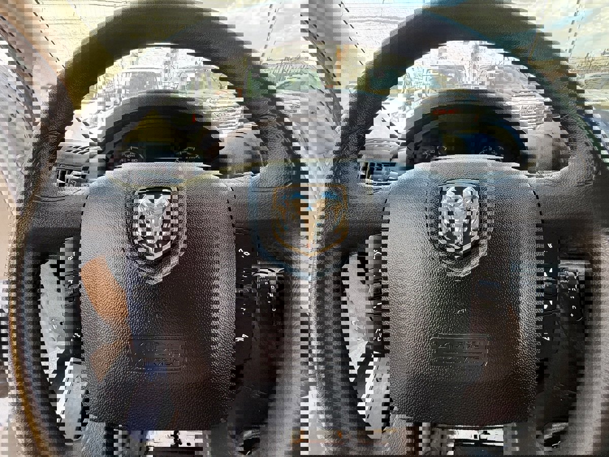 Used 2020 RAM ProMaster 1500 image 23