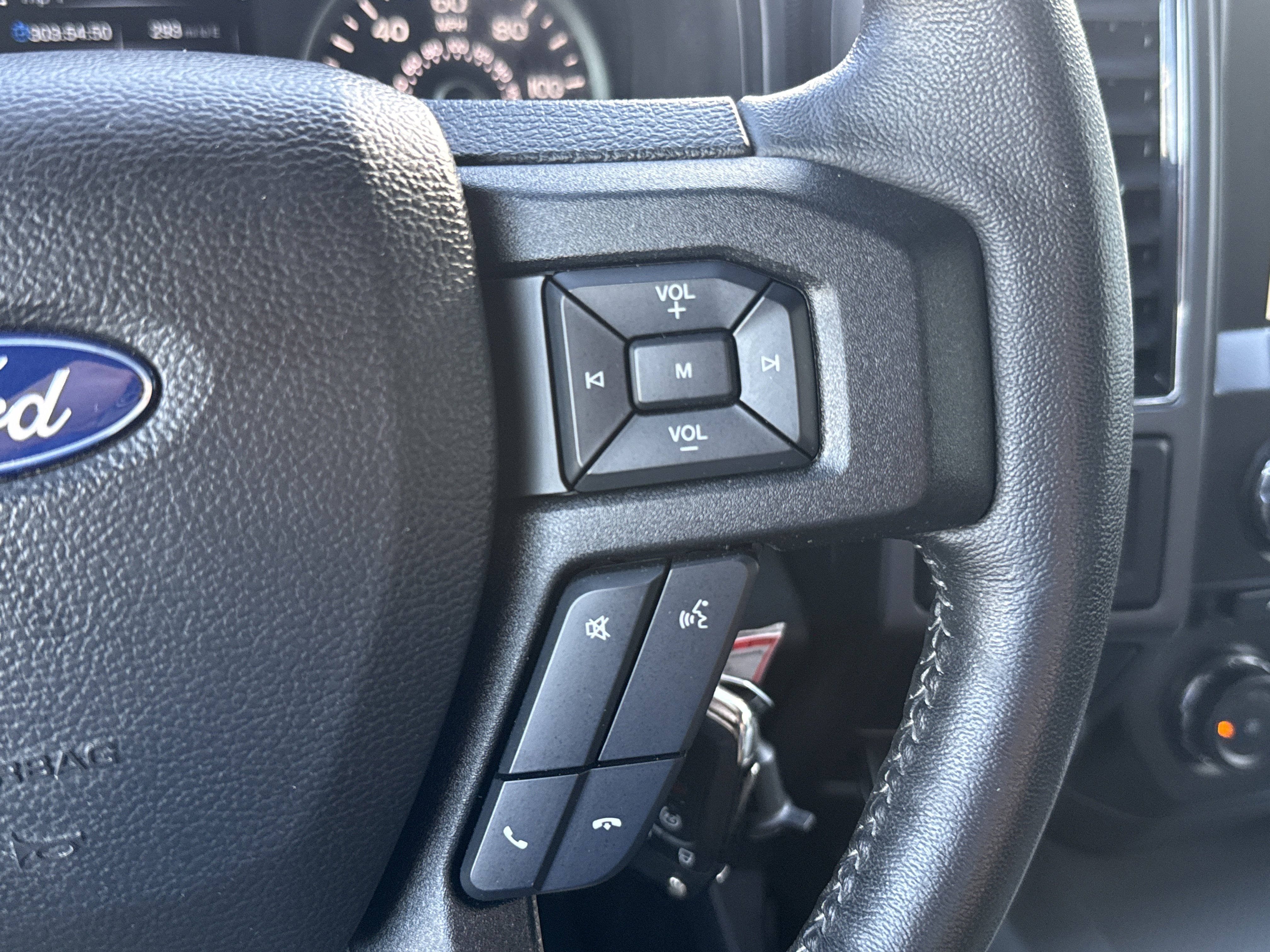 Used 2017 Ford F150 XLT w/ Equipment Group 302A Luxury image 18