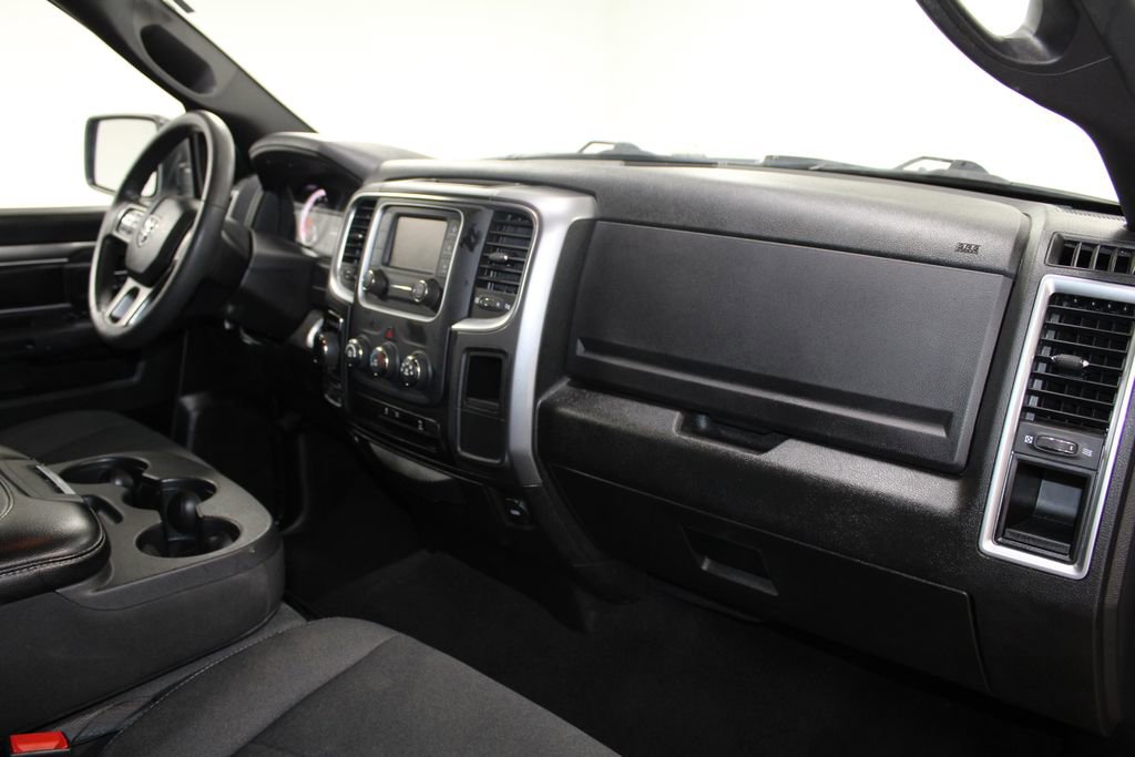 Used 2024 RAM 1500 Classic Warlock image 27