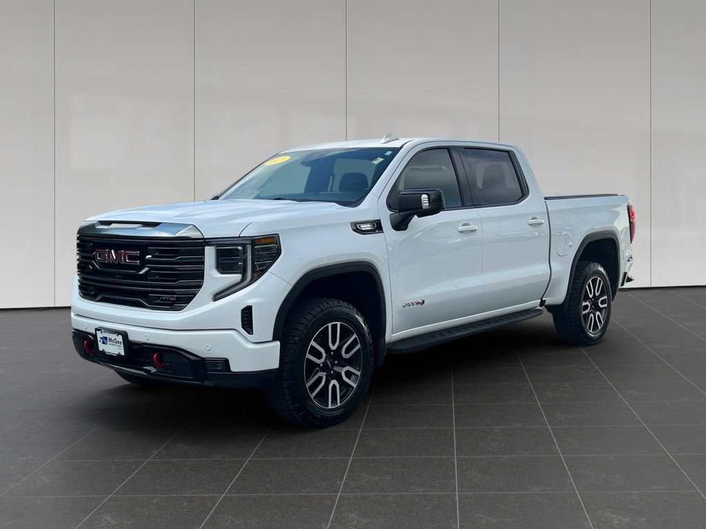 Used 2023 GMC Sierra 1500 AT4 w/ AT4 Premium Package AWD/4WD image 1
