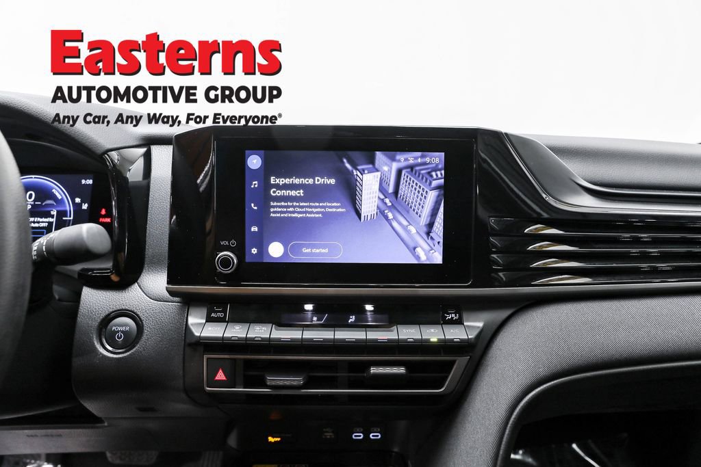 Used 2025 Toyota Camry LE image 12