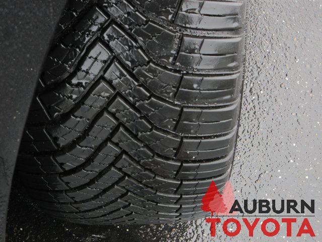 Certified 2022 Toyota Avalon XSE image 5