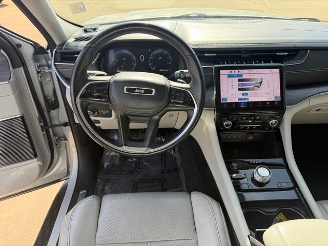 Used 2021 Jeep Grand Cherokee L Overland w/ Luxury Tech Group IV AWD/4WD image 12
