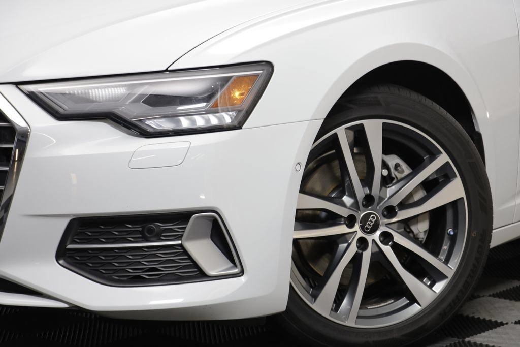 Used 2023 Audi A6 Premium Plus w/ Premium Plus Package AWD/4WD image 3