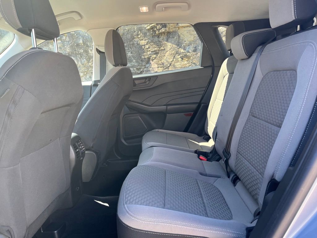 Certified 2022 Ford Escape SE image 10