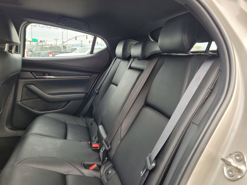 Used 2023 MAZDA MAZDA3 s image 13