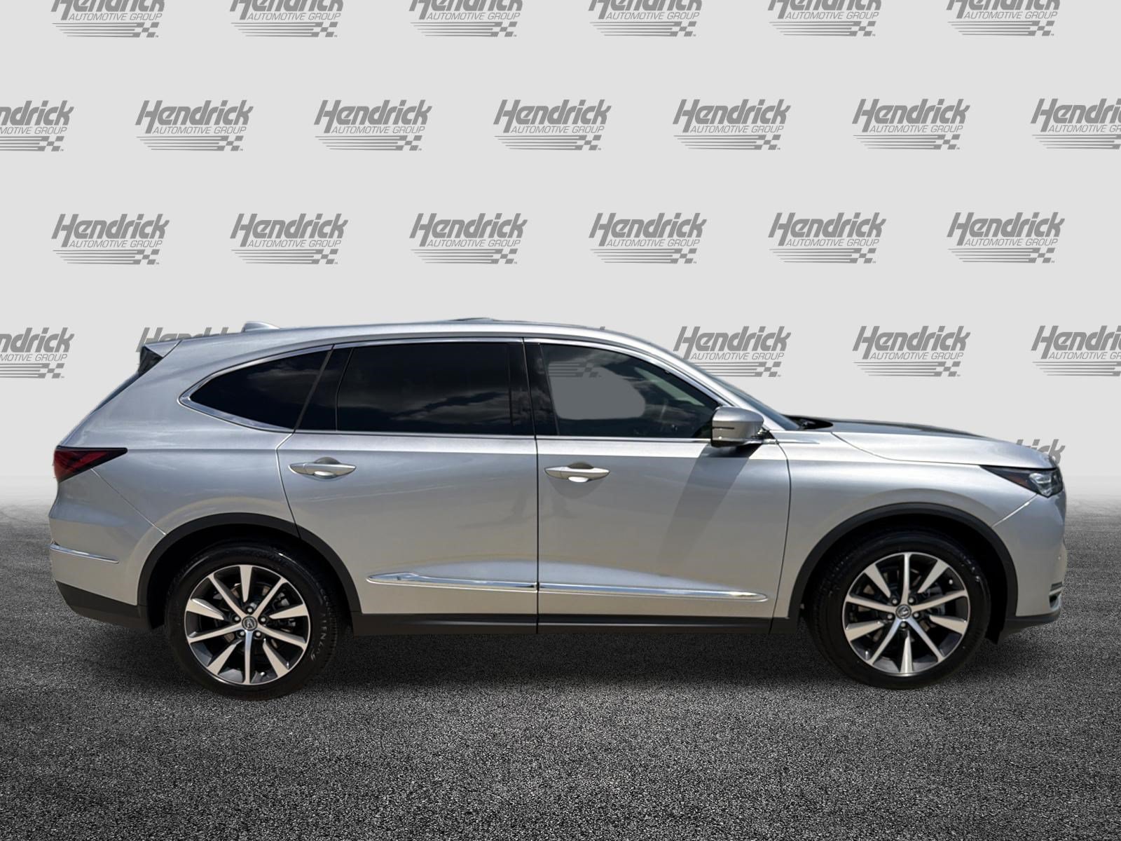 Certified 2026 Acura MDX w/ Technology Package AWD/4WD image 11
