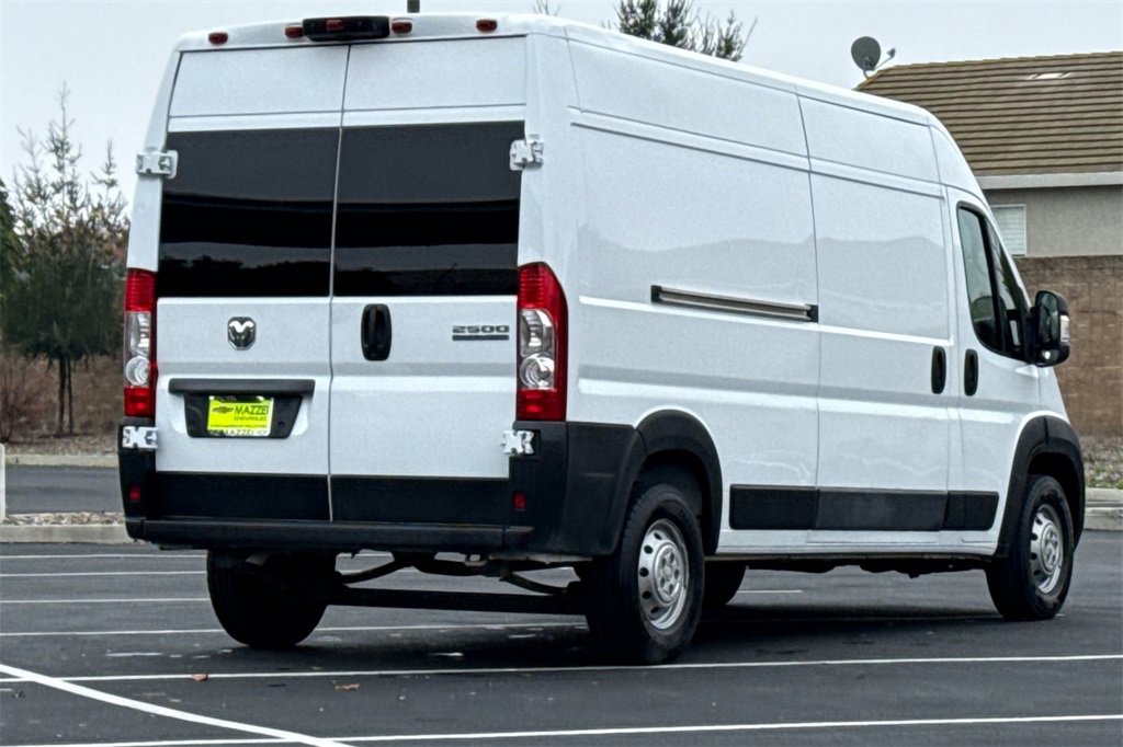 Used 2023 RAM ProMaster 2500 image 9