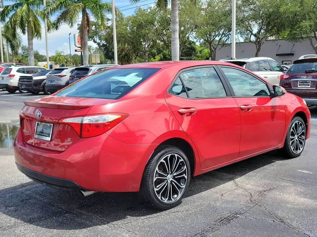 Used 2015 Toyota Corolla S FWD image 3