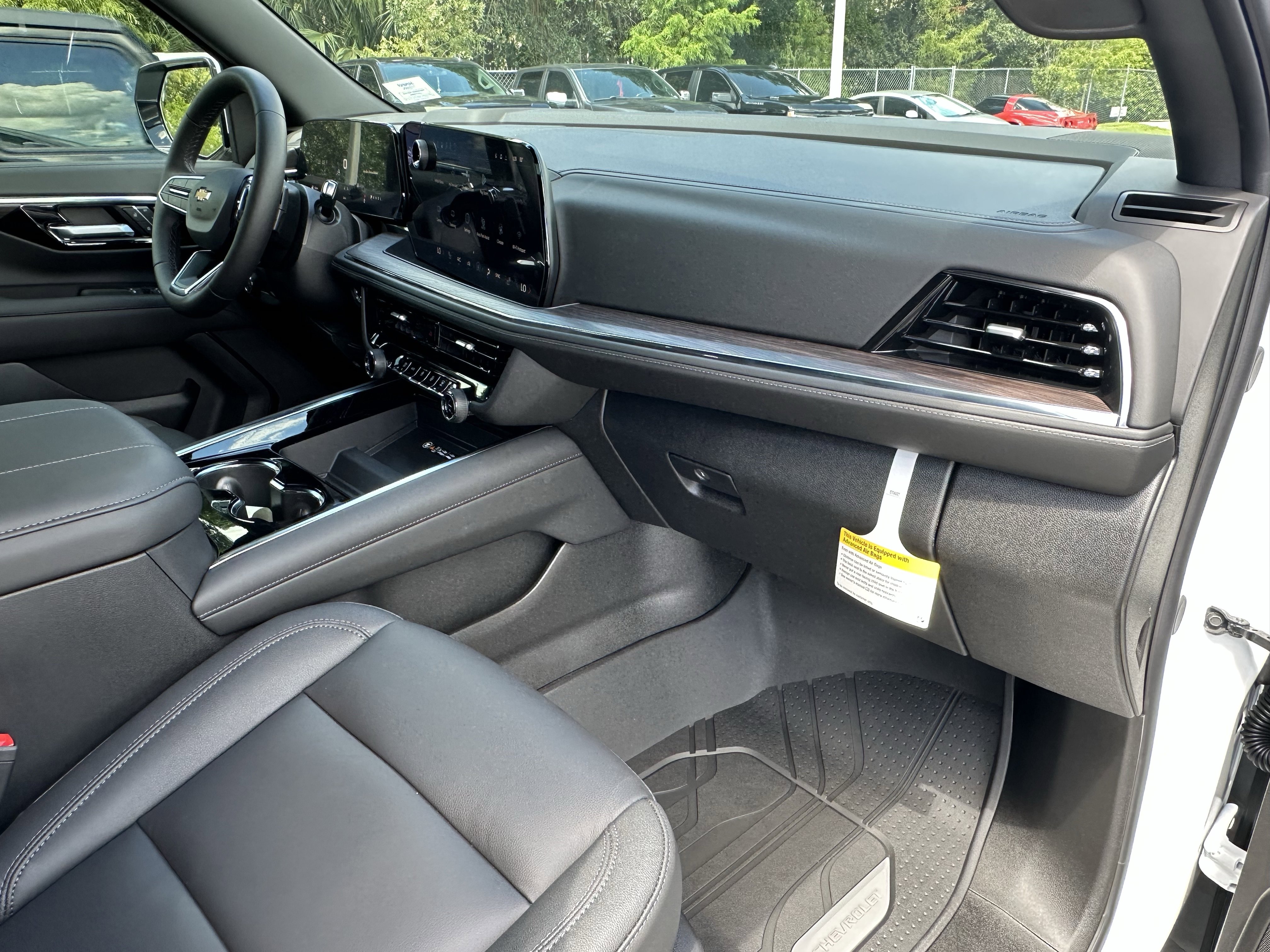 New 2026 Chevrolet Suburban LT w/ Comfort Package image 40