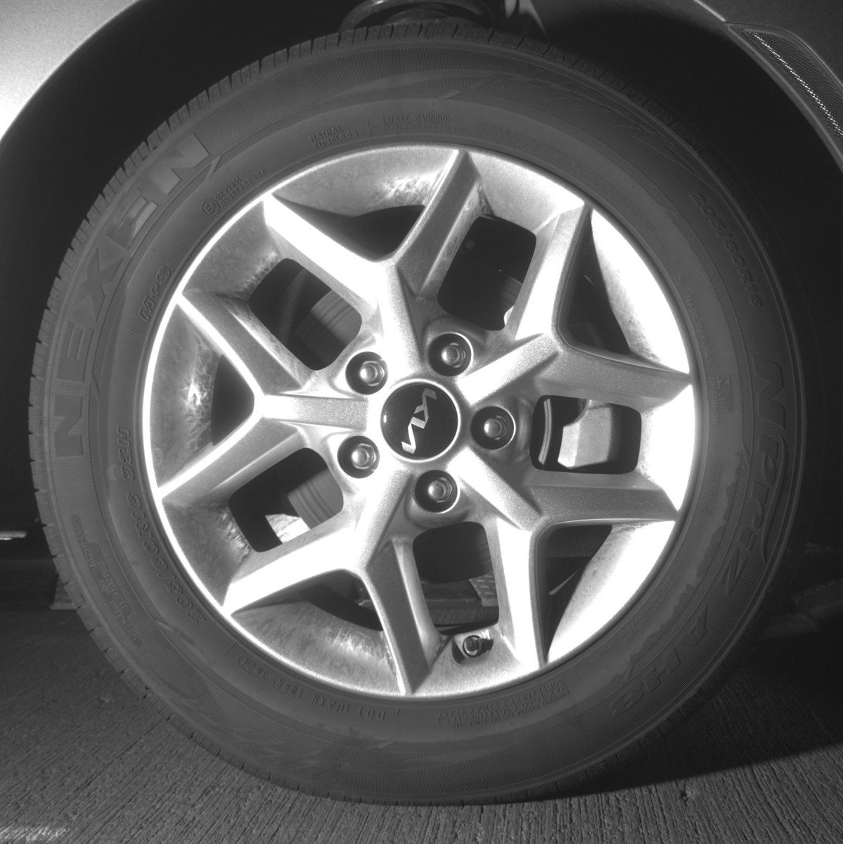 Used 2025 Kia Soul LX w/ LX Technology Package FWD image 13