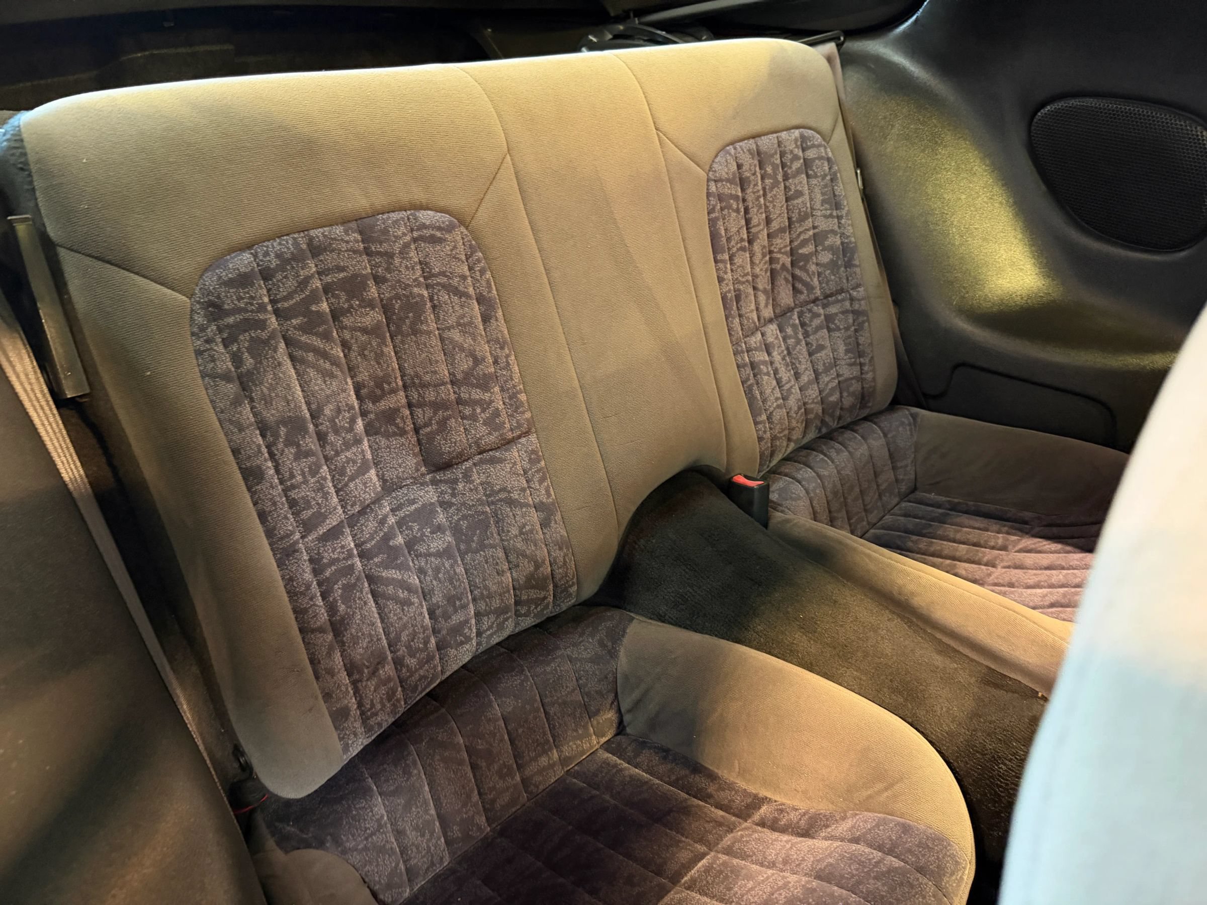Used 2001 Chevrolet Camaro LT w/ Preferred Equipment Group 1 RWD image 25