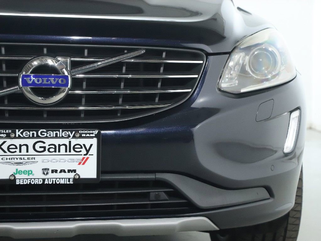 Used 2017 Volvo XC60 T6 Inscription w/ Climate Package image 7
