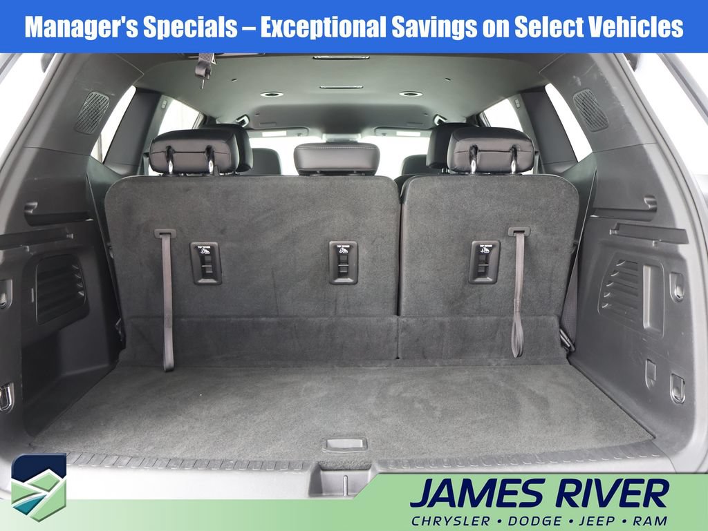 Used 2026 GMC Acadia Elevation w/ Elevation Premium Package AWD/4WD image 15