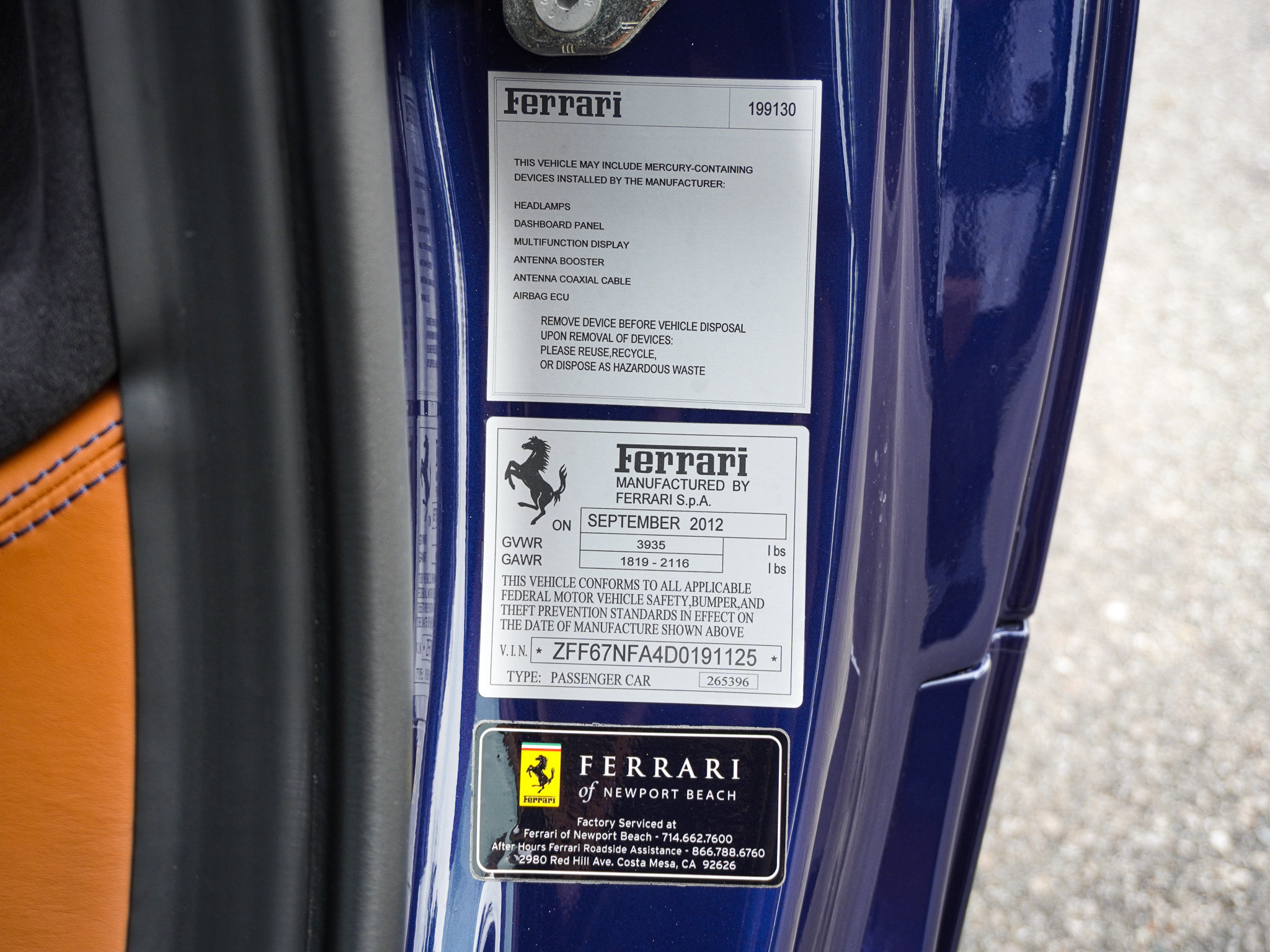 Used 2013 Ferrari 458 Italia Coupe RWD image 38
