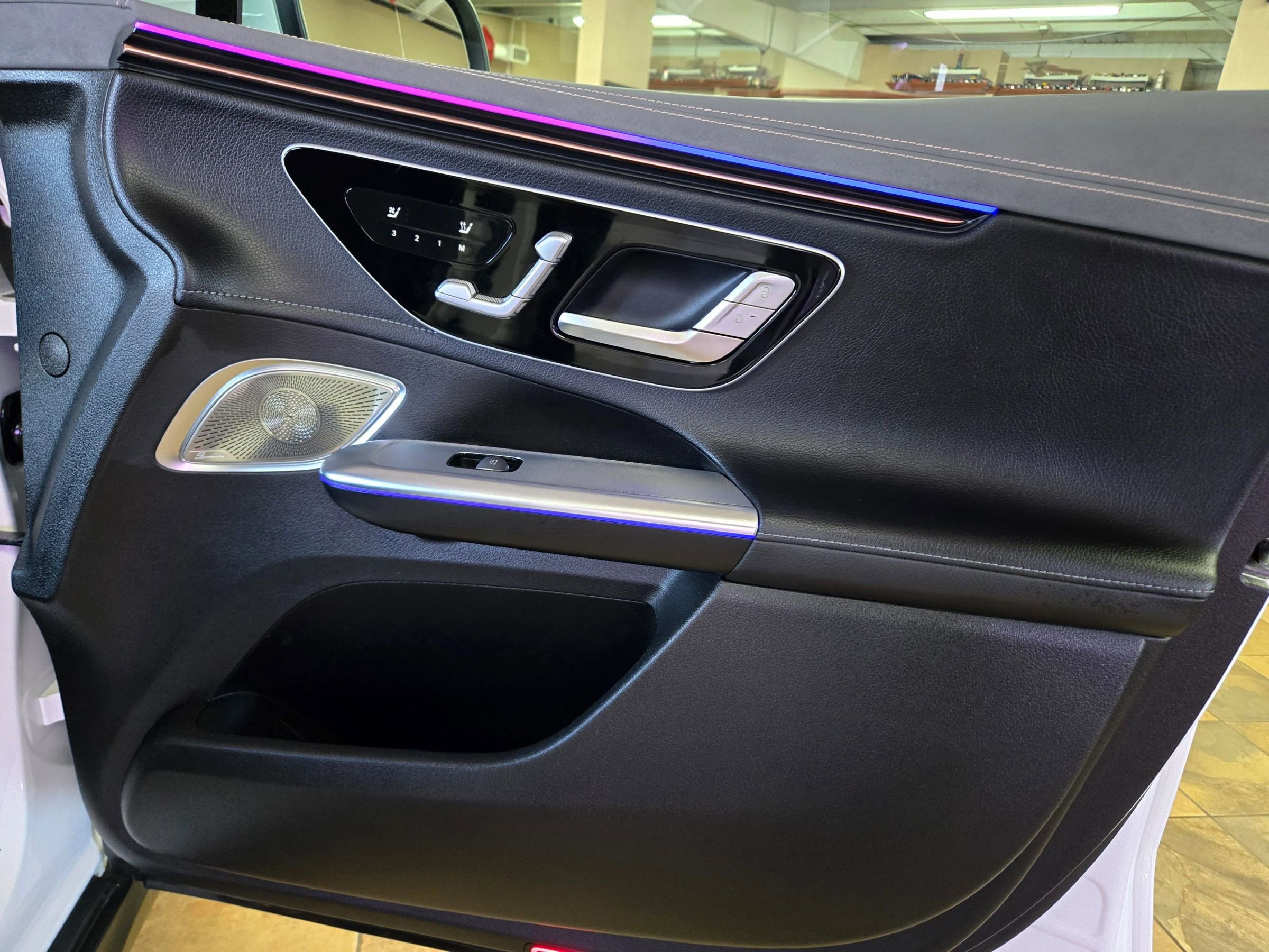 Used 2023 Mercedes-Benz EQE 500 4MATIC SUV image 73