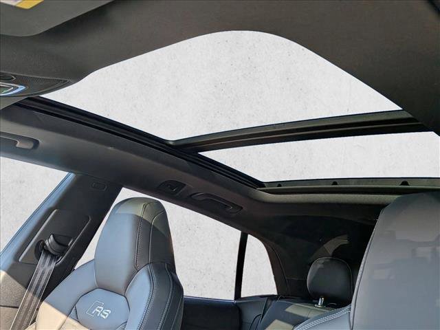 New 2026 Audi RS Q8 performance image 14