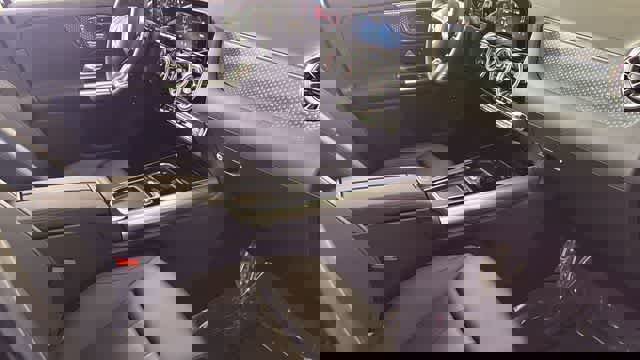 Used 2026 Mercedes-Benz GLA 250 4MATIC image 34