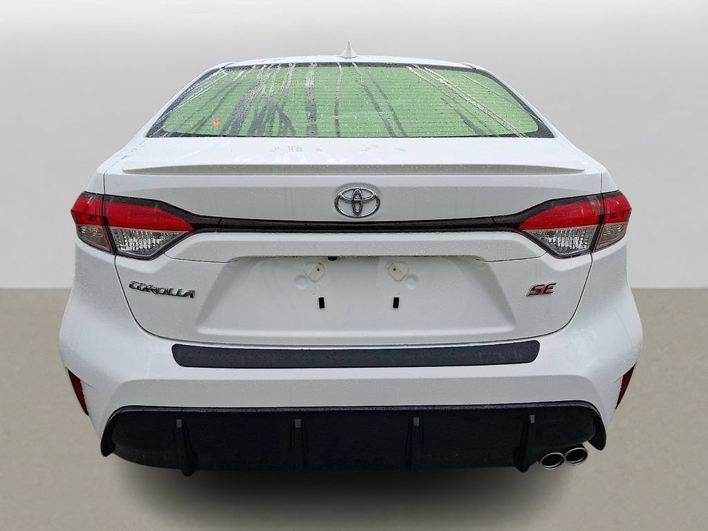Used 2026 Toyota Corolla SE FWD image 5