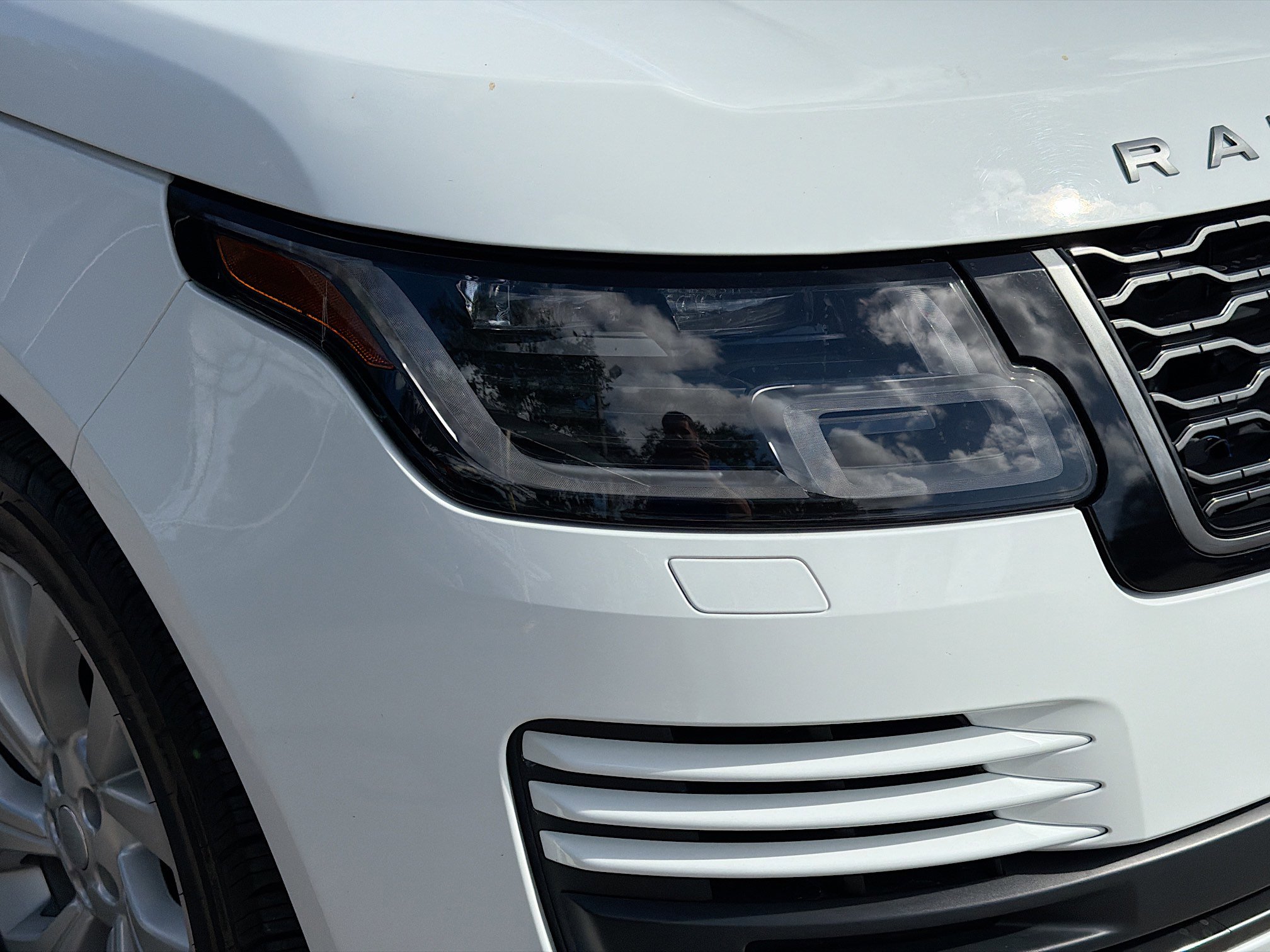 Used 2018 Land Rover Range Rover HSE image 36