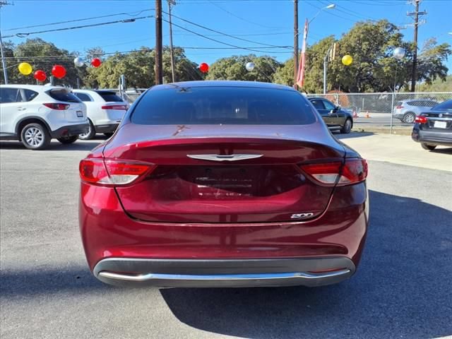 Used 2015 Chrysler 200 Limited FWD image 7